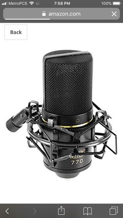 Studio equipment mic and stand