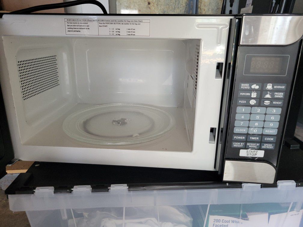 Microwave Barely Used