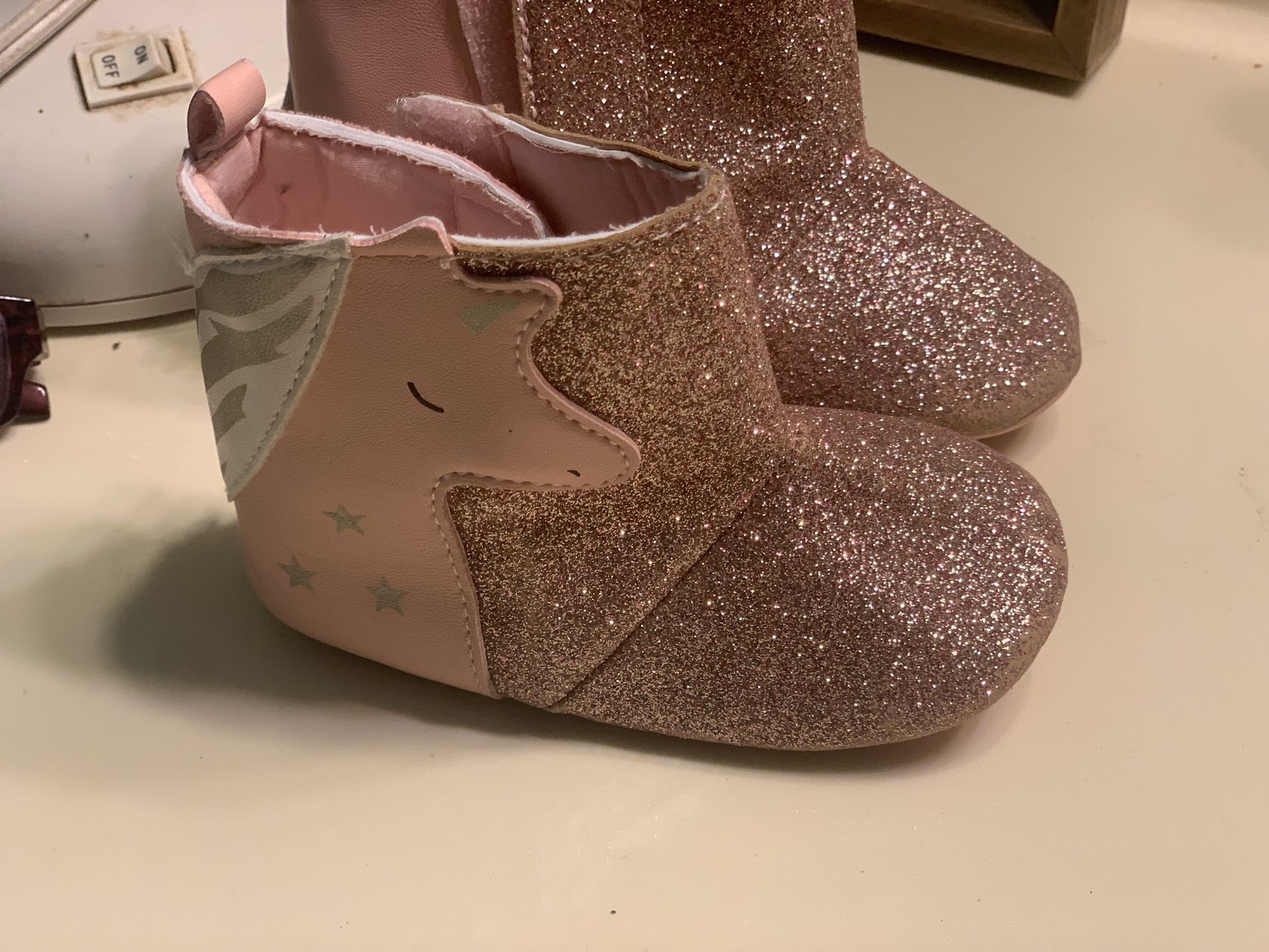 Toddlers Unicorn Boots Size 4