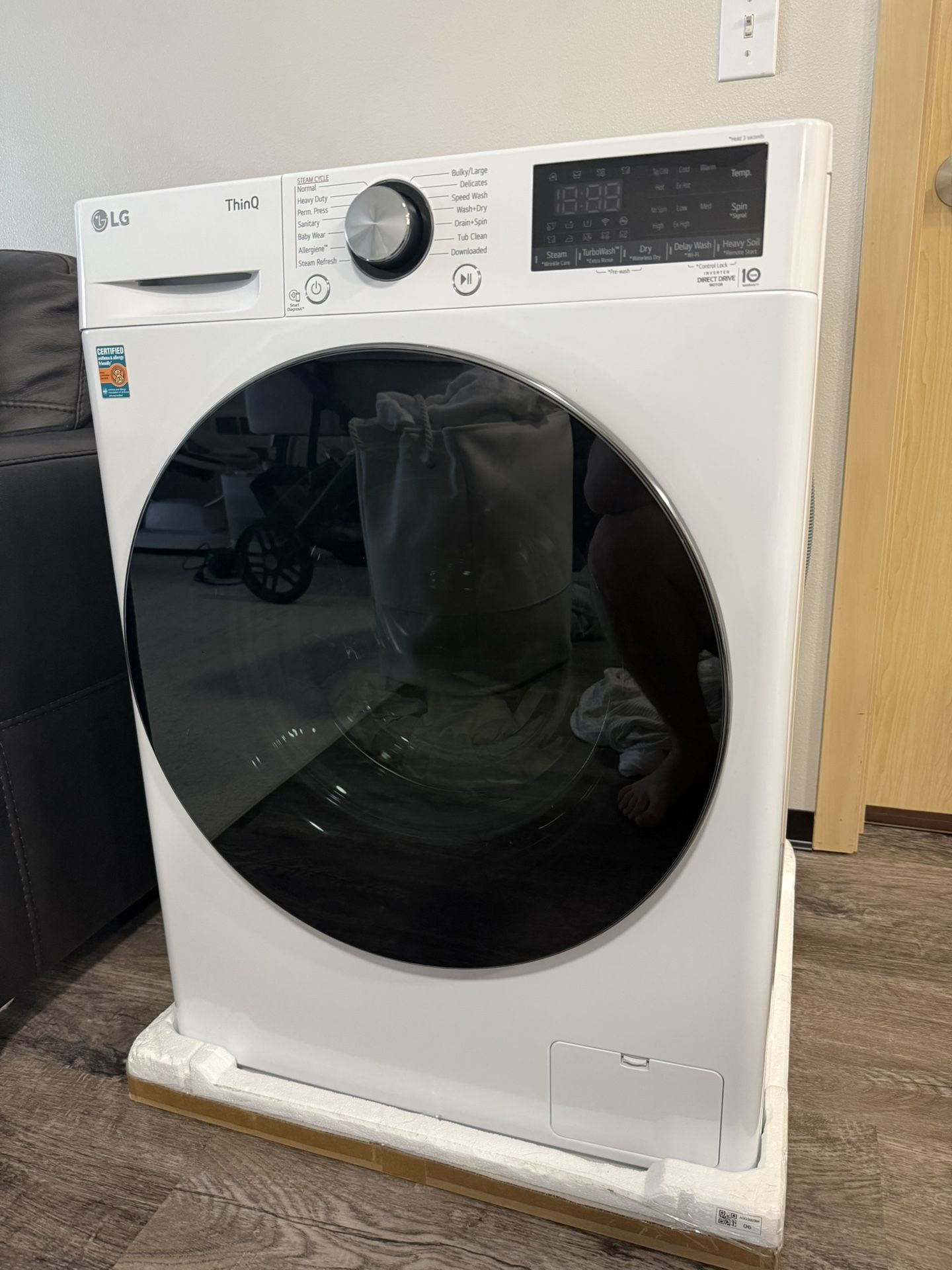 LG Washer/Dryer Combo New