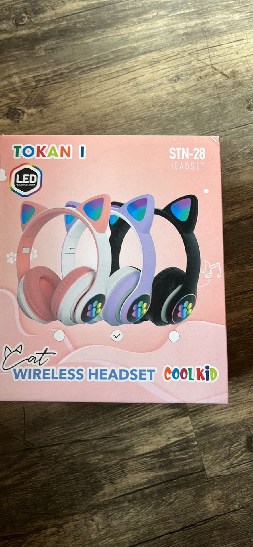 TOKANI Wireless Over-Ear Headphones with Microphone, Bluetooth Cat Ear Headphones for Kids Teens Adults Girls Women (Purple)
