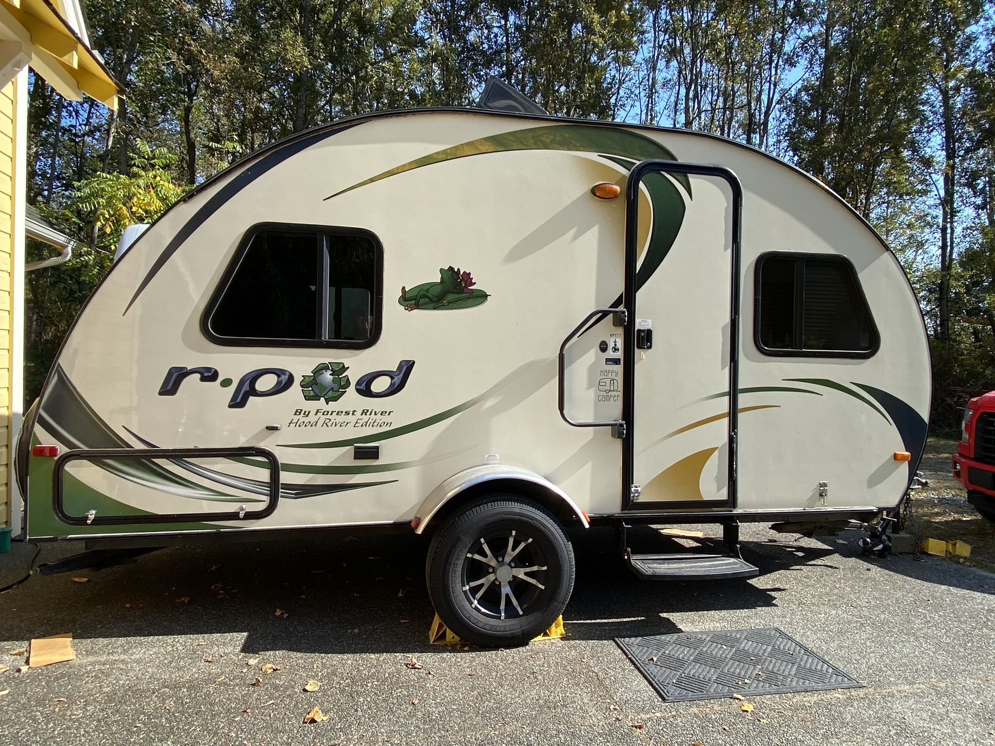 2013 FOREST RIVER R-Pod