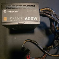 Power Supply For PC Computer 600w See Pics