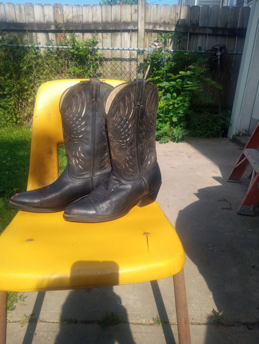 Laredo Black Leather Cowboy Boots Size 9. Need A New Shine Used