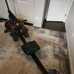 Circuit Fitness Water Rowing Machine (AMZ-167RW) – Excellent Condition