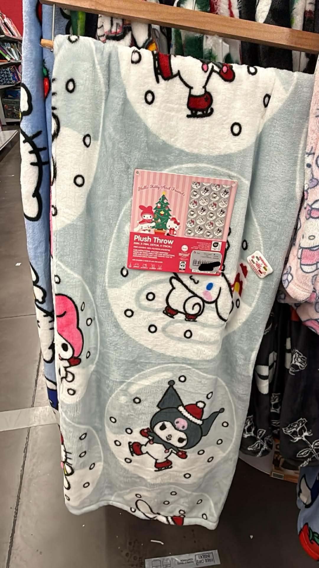 Hello Kitty And Friends Christmas Blanket