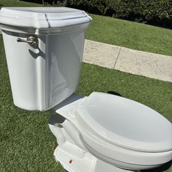 3 Very Nice Expensive Toilets From A Very Nice House Remodel.