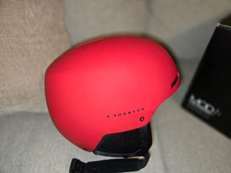 Oakley Ski Helmet Matte Red L size