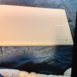 Samsung Galaxy Go Crome Book