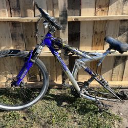 Mongoose 26” Xr200 Aluminum Element Racing Bike 