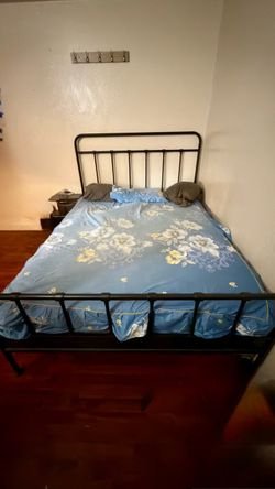 Bed (king size)