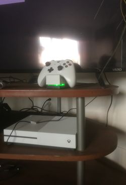 Xbox one s 1t 100+ games