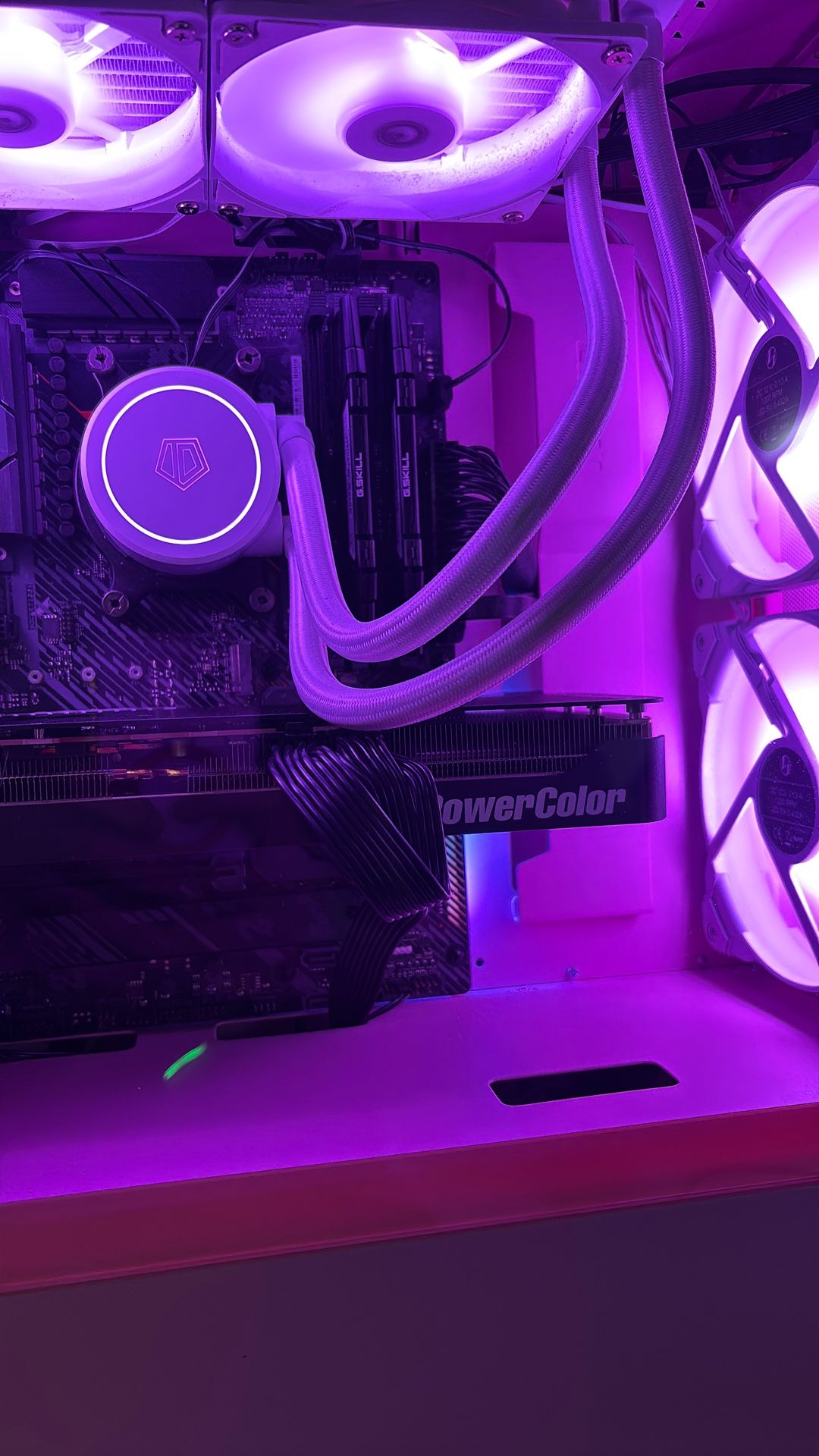 CUSTOM BUILT GAMING PC