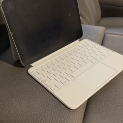 iPad Case/ Apple Magic Keyboard Folio