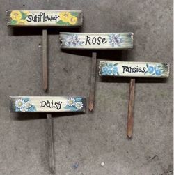 Garden stake decor
