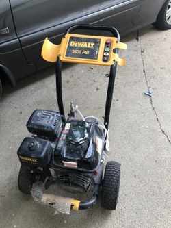 Dewalt 3600 Psi Professional Cold Water Gas Pressure Washer