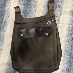 Long champ messenger bag