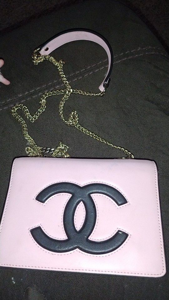 Chanel Bag for Sale in Corp Christi, TX - OfferUp