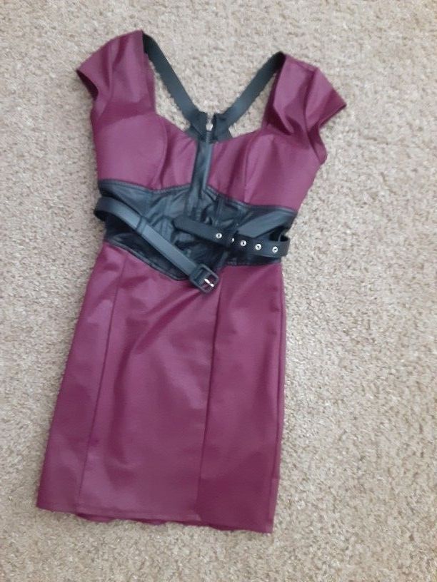 2b Bebe Wine Color Corset Dress With Black Belt. Zipper On Back With Criss Cross Straps