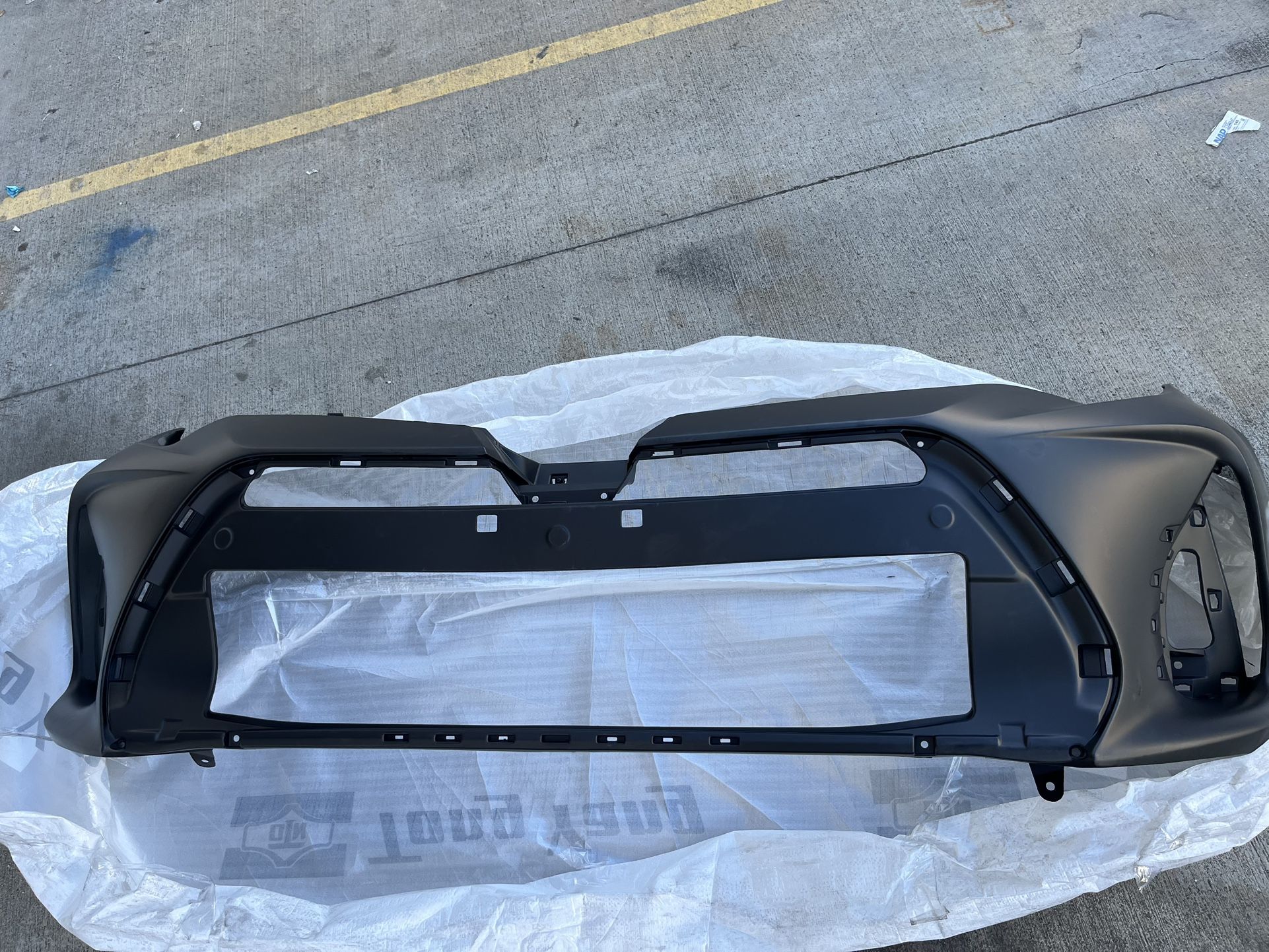 17-19 Toyota Corolla Front Bumper
