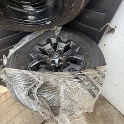 toyota tacoma stock wheels 