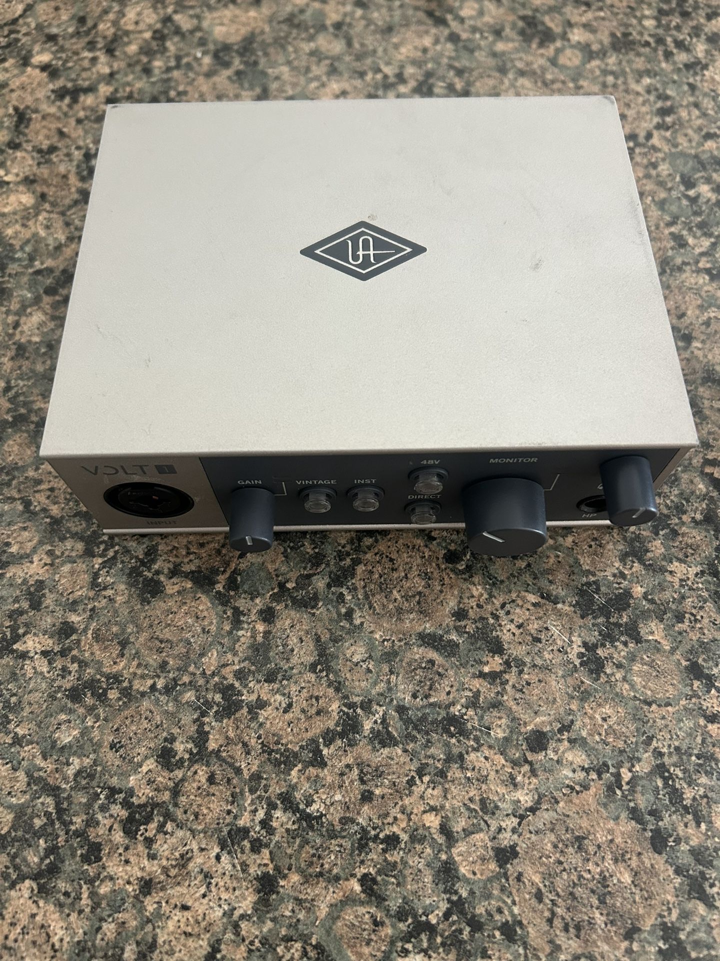 VOLT 1 Auto Interface