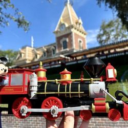 Disney Micky Railroad Popcorn Bucket 