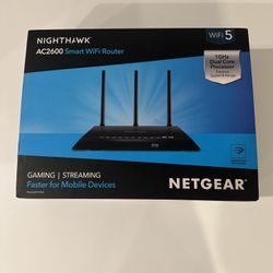  Netgear Nighthawk AC2600 Smart WiFi Router R7450 is a high-performance