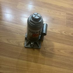 Bottle Jack