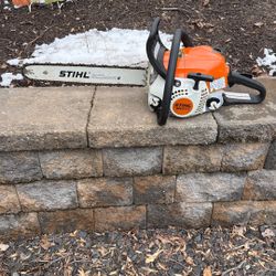 Stihl 18 Inch Chain Saw Like New