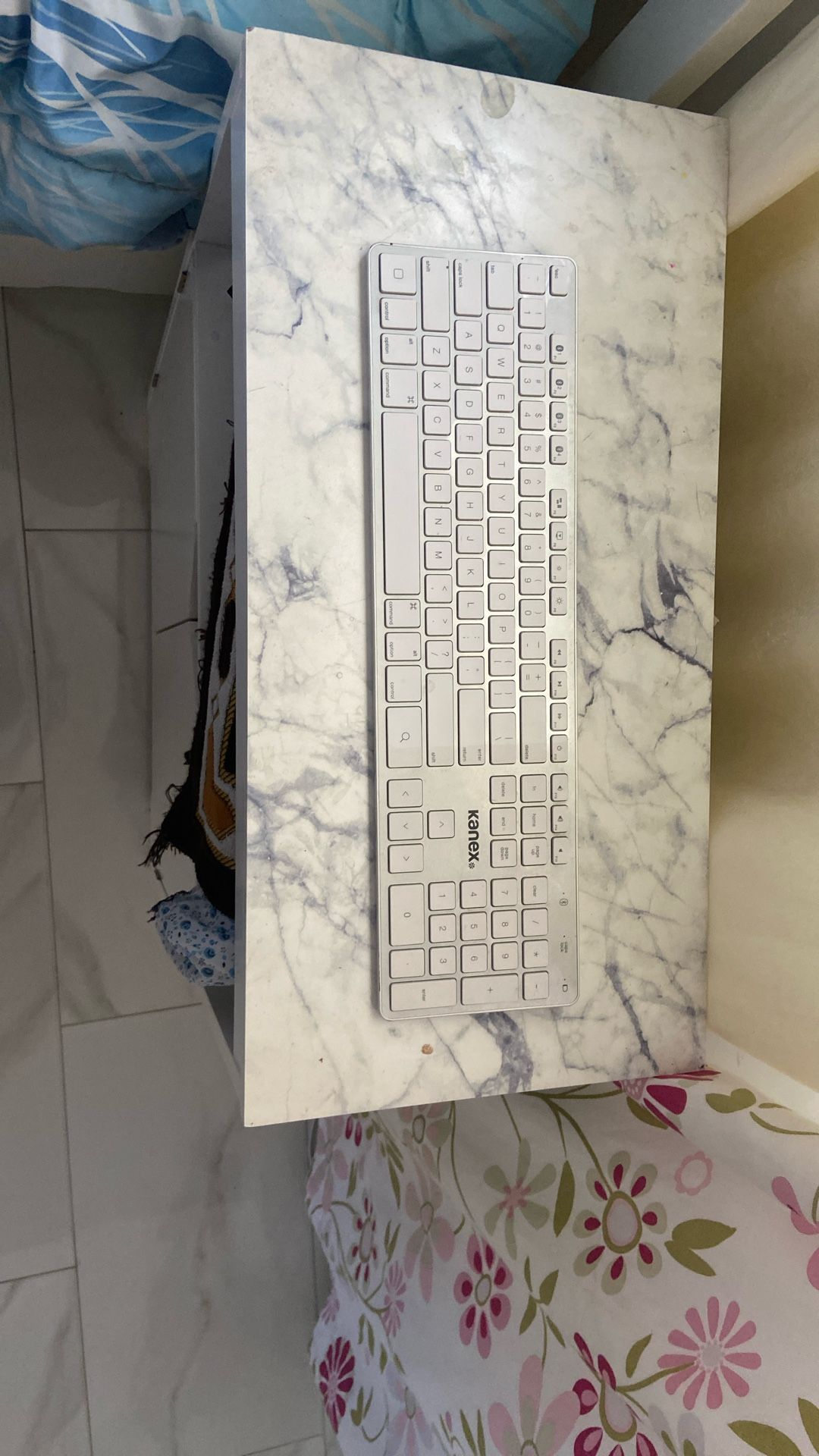 Kanex Keyboard