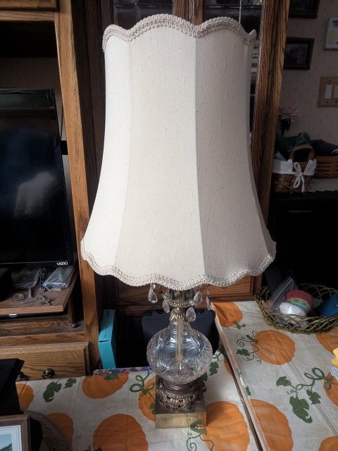 Beautiful Vintage Victorian Crystal, Chandler, Brass Lamp