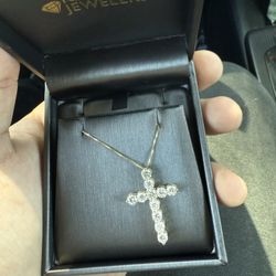 10k Diamond & Gold Cross Pendant 