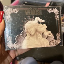 Lime Crime Venus I Eyeshadow Pallete