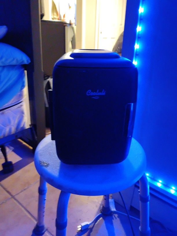 Keyboard And Mouse With A Mini Fridge