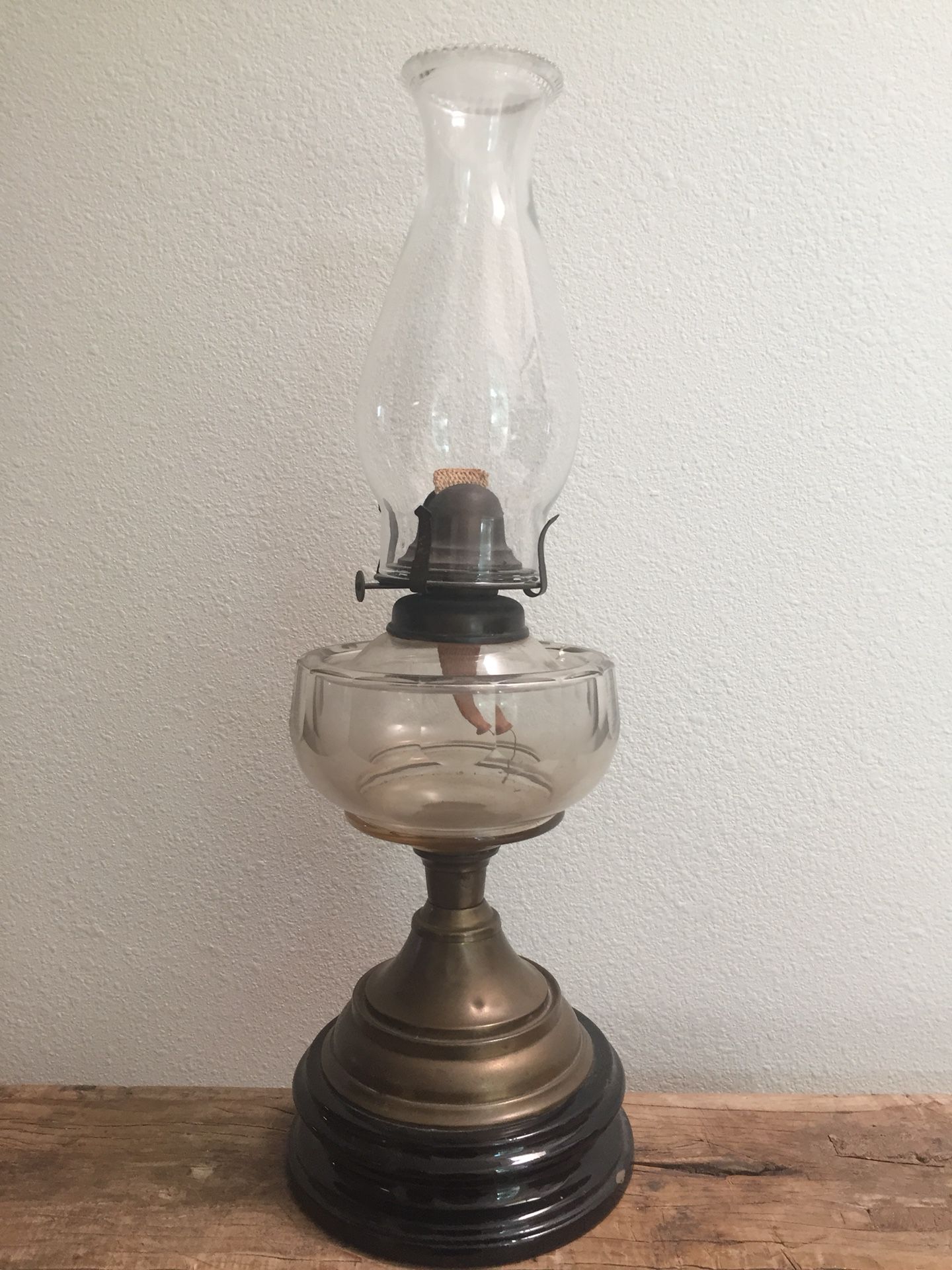 Antique oil lamp w wick - brass / glass bottom