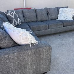 FREE DELIVERY!! Grey Sectional And Free Chair !!