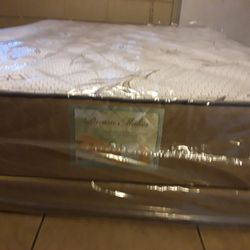Brand New Full Size  Mattress Included Box Spring. 