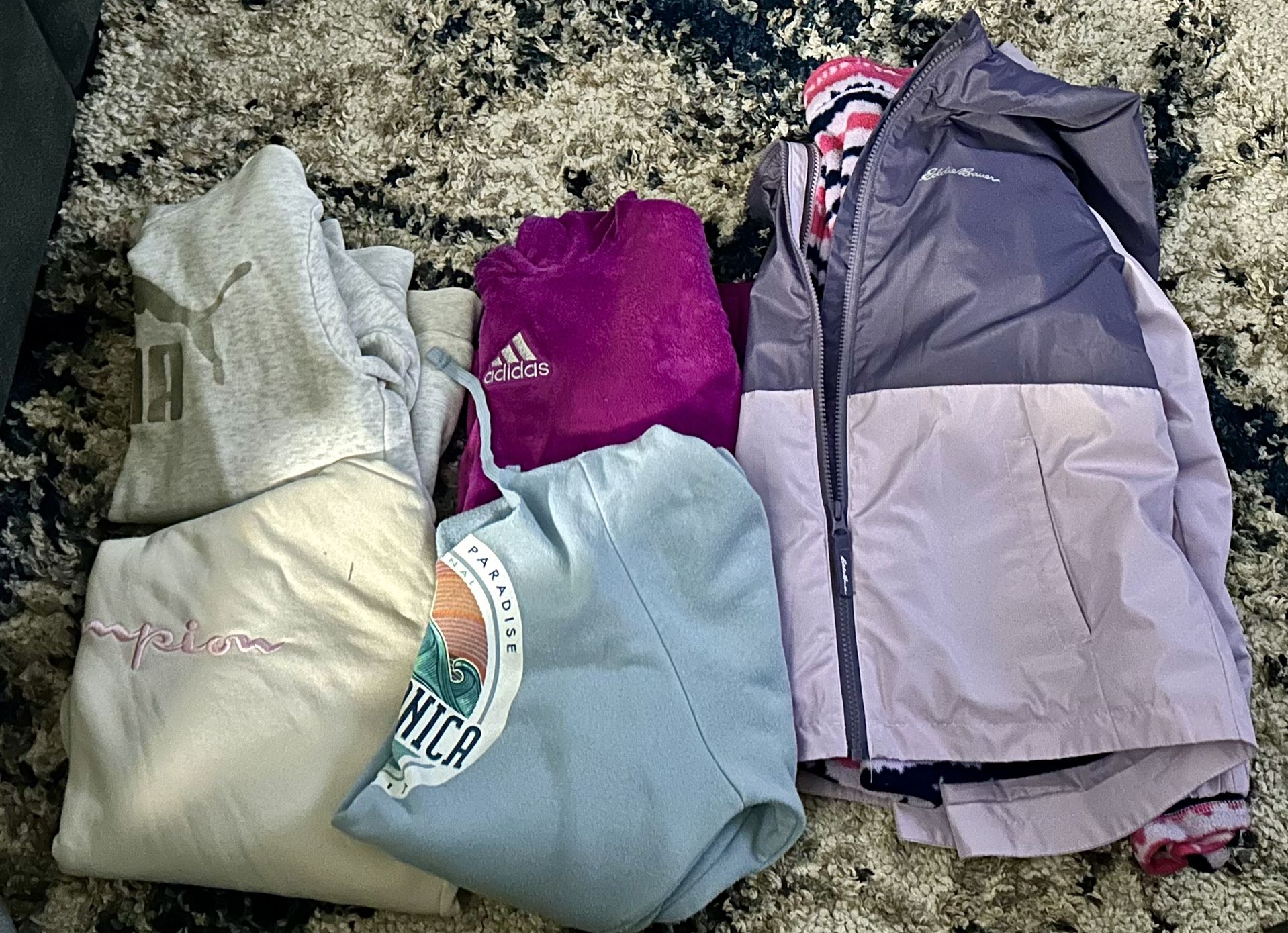 Girl’s Clothing.