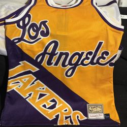 Lakers Jersey Mitchell & Ness Medium 
