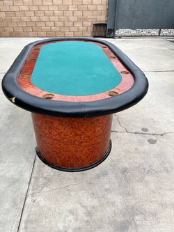 Poker table