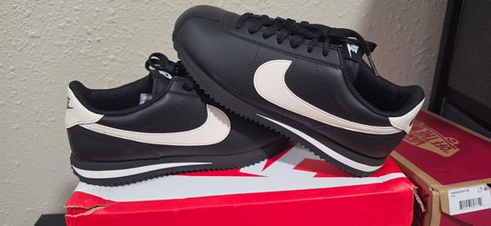 Womens cortez