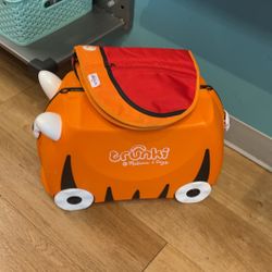 Tiger Melissa & Doug Trunki