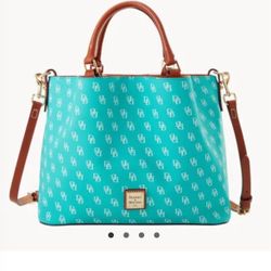 Brand New Dooney & Burke Limited Edition Purse!