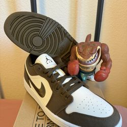 Nike Air Jordan 1 Size 10 Women 8.5 Men Low Light Olive DV0426-301