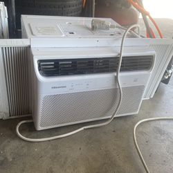 Hisense  Air Conditioner Runs Great 