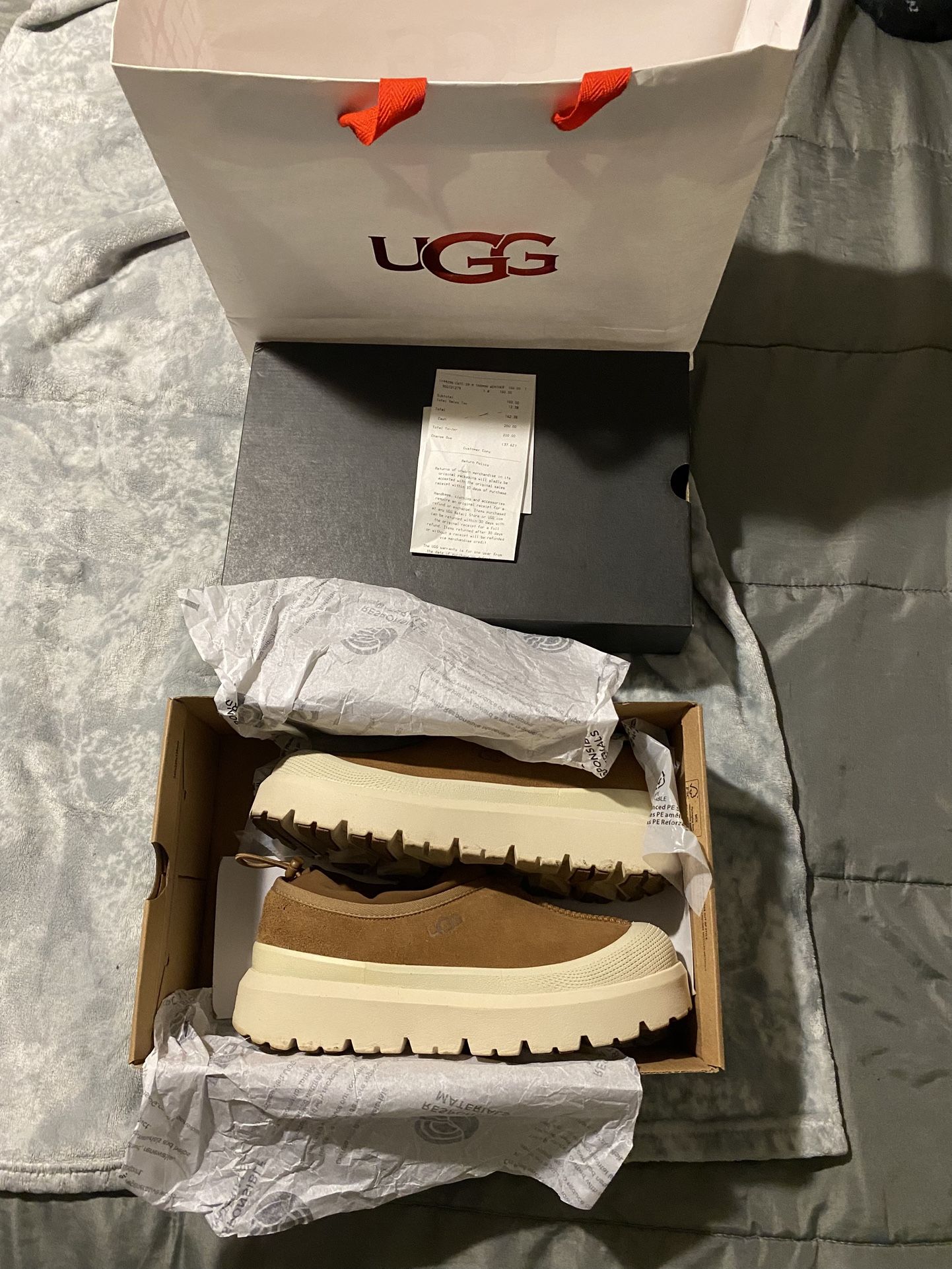 UGG shoes size 9.5