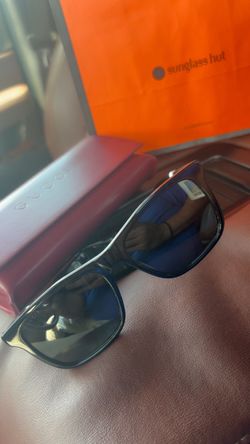 Sunglasses Gucci