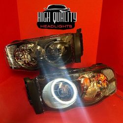 Dodge ram 2002. 2005 Headlights.