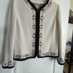 St John Knits couture women jacket size 12 Excellent condition